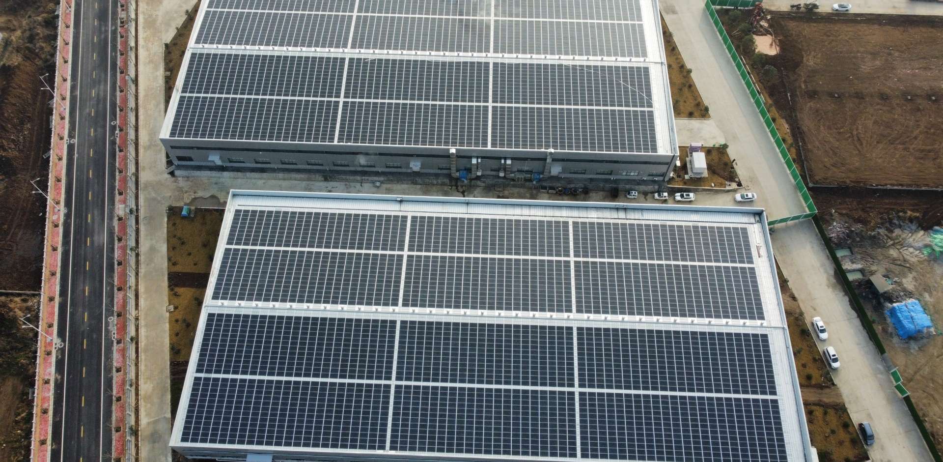 1920-2021年3月，，，河南唐河县 中部食物城BIPV光伏项目，，，装机量1.8MW，，，年发电200万度，，，知足45%用电需求.jpg